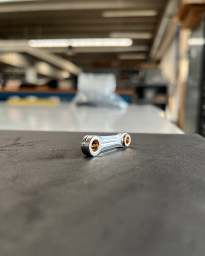Nova Engines Lightweight Connecting Rod .21 Off-Road (New for 2025)