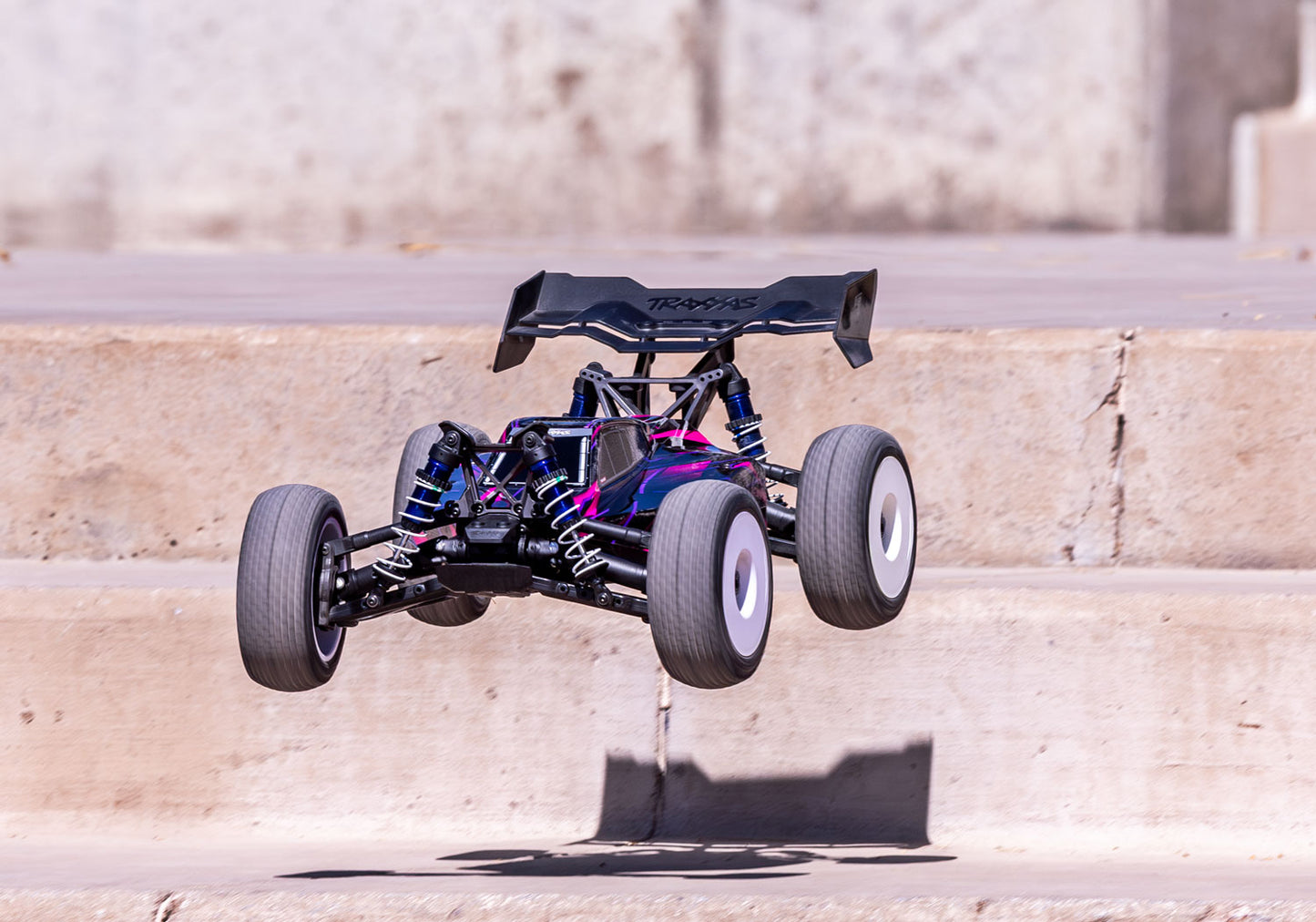 JATO 4x4 VXL 1/8 Scale 4S Brushless Buggy (no battery/charger)