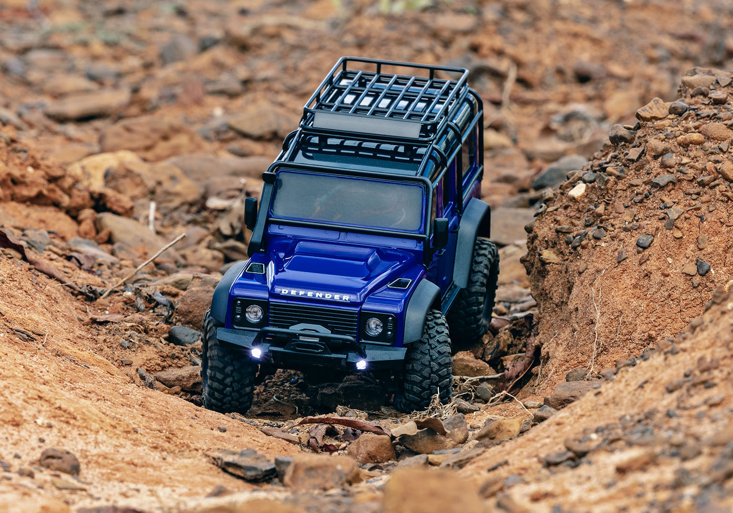 TRX-4M Defender 1/18 Scale micro crawler (battery/charger included)