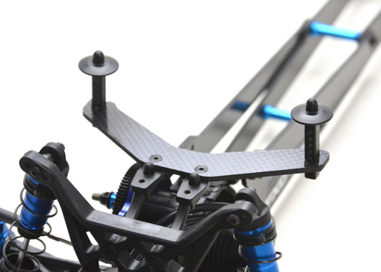 DR10 HD CARBON REAR BODY MOUNT, +24MM BACK